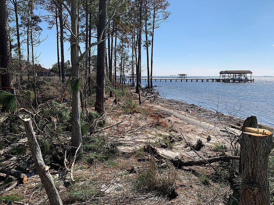 2nd image of Baywind Dr
