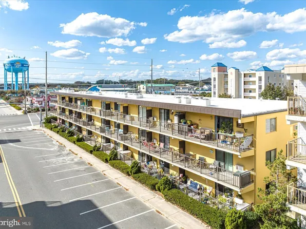14 136th St Unit 204, Ocean City, MD 21842
