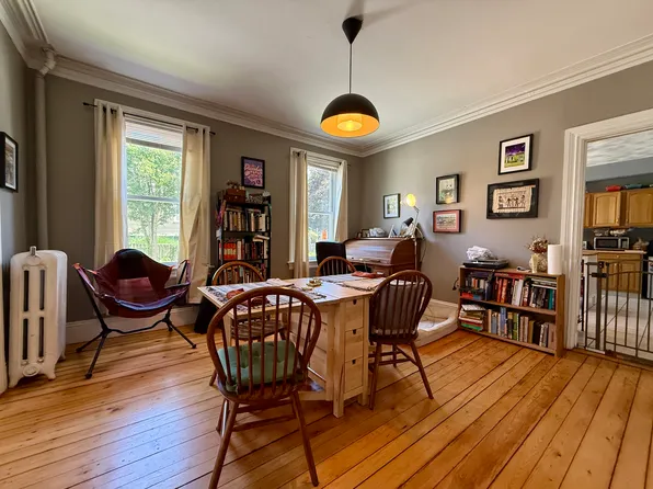 203 Howell St #1F, Providence, RI 02906