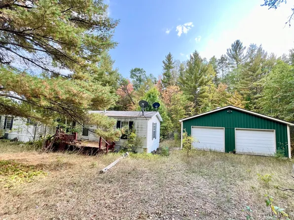 2395 Park Rd, Mio, MI 48647