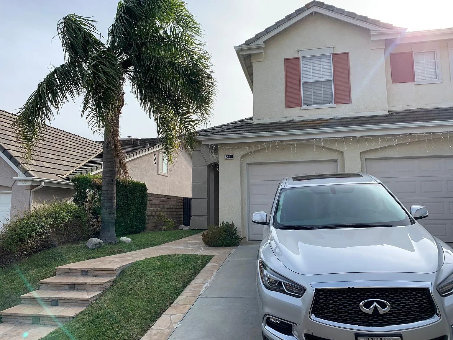 4 bed, 2568 sqft, $4,950 — Photo 1