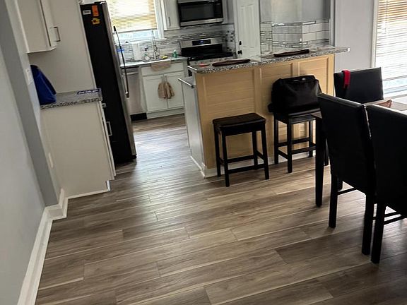 5th image of 5640 Govane Ave