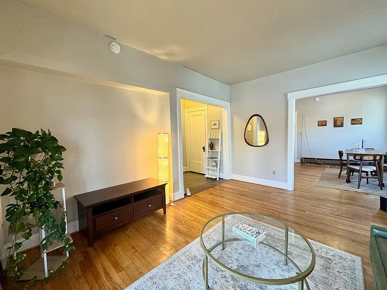 Nixon St. Apartments — Photo 7
