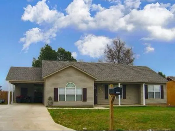 2803 N 4th St, Paragould, AR 72450