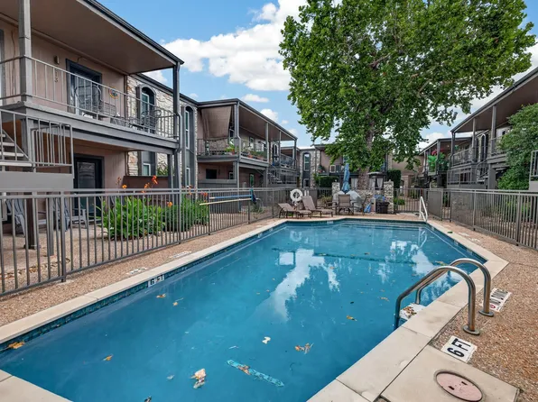 5820 Berkman Dr APT 120, Austin, TX 78723