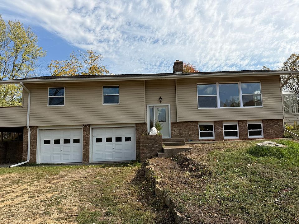 1st image of 427 N Glover Rd