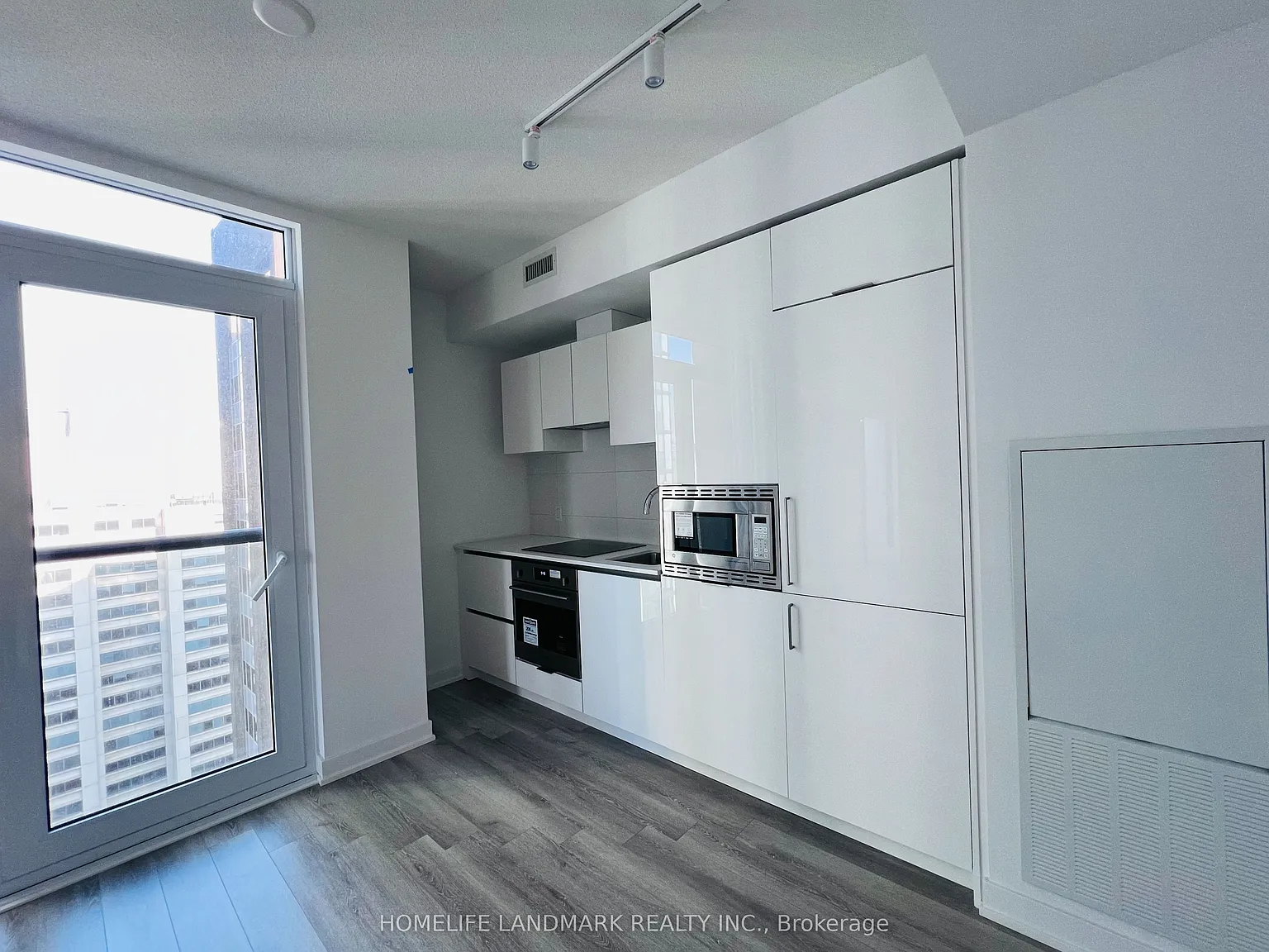 1 bed, $2,350 — Photo 3