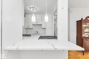 1175 York Avenue #10L image 1 of 9