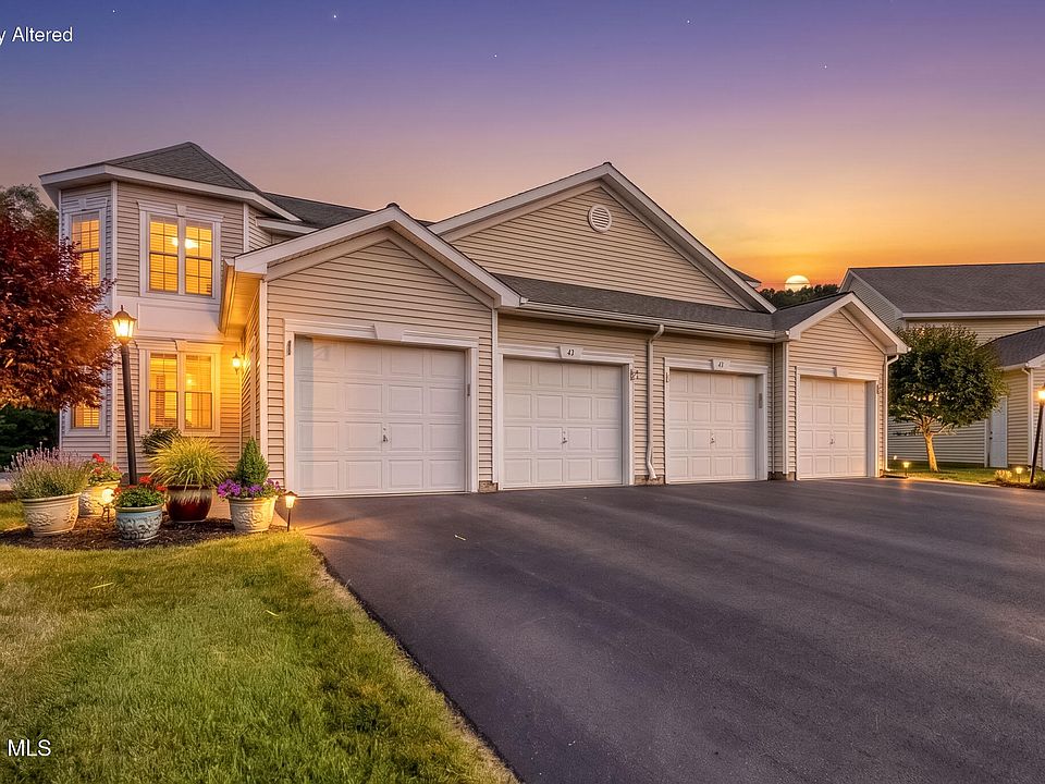 1st image of 45 Patroon Pointe Drive