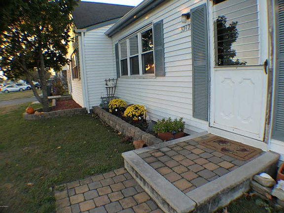2nd image of 3242 Mystic Port Pl