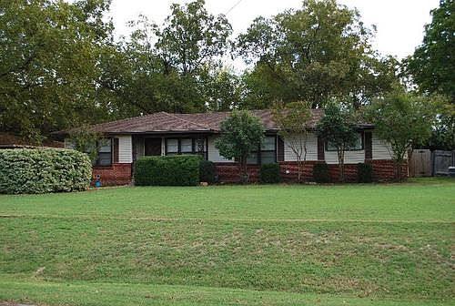 1st image of 1316 Park Dr