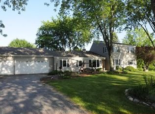 W332S5340 Hood Pkwy, North Prairie, WI 53153