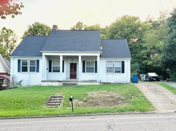 129 Forrest Ave N, Camden, TN 38320