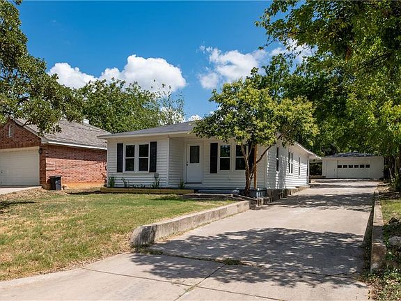 4th image of 3312 Delaware Trl