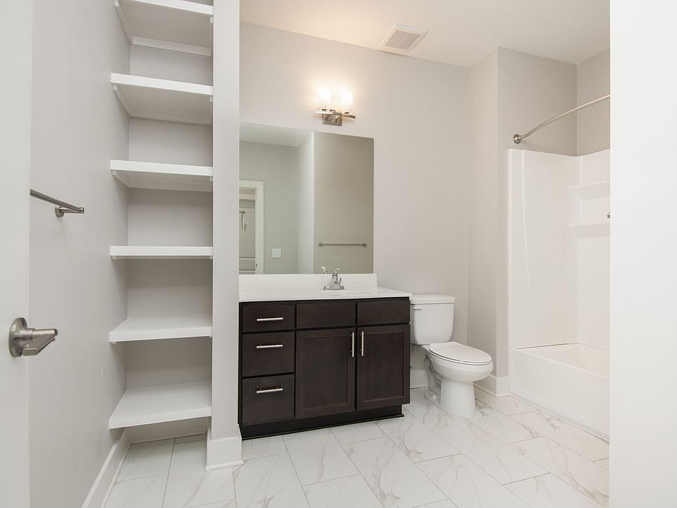 Built-in Shelves