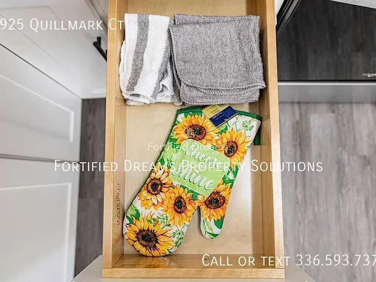3925 Quillmark Ct — Photo 28