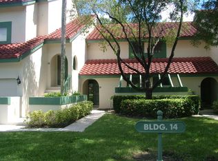14 Lexington Ln E APT B, Palm Beach Gardens, FL 33418