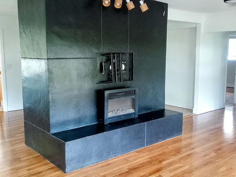 450 McIntosh Rd — Photo 4