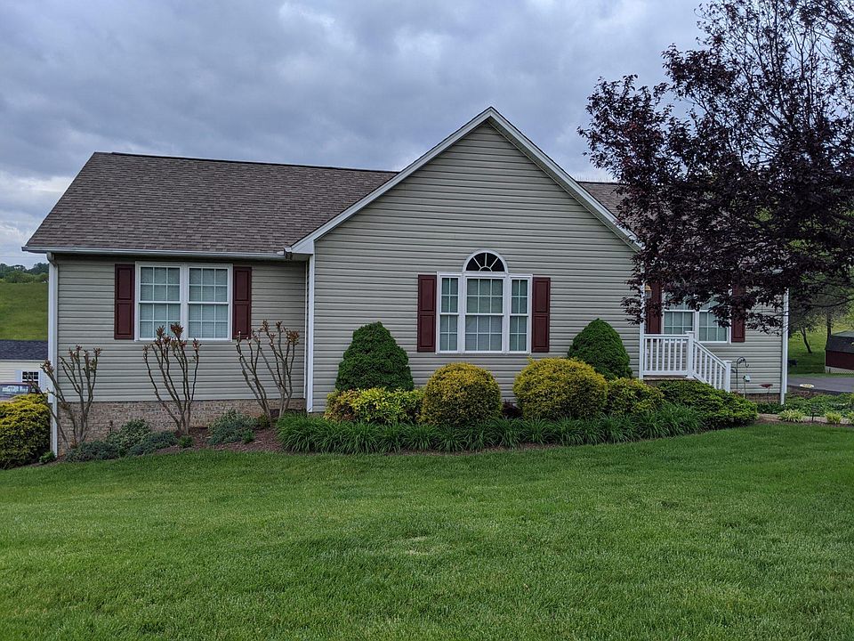 1st image of 398 Sunflower Dr