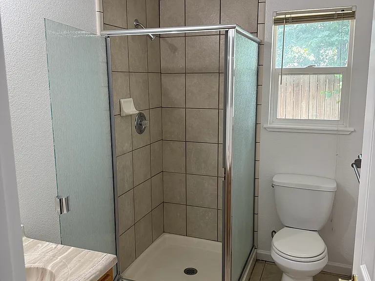 925 W St #2 — Photo 10