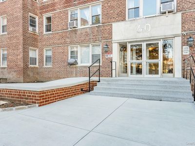 60 Knolls Crescent #6L, Bronx, NY, 10463
