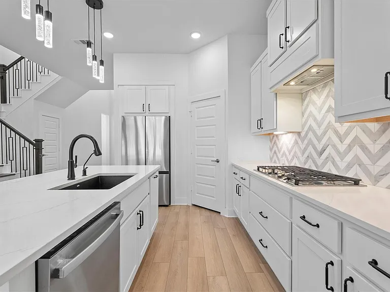 5030 Valley Wind Ct — Photo 11