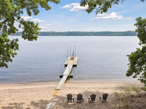 983 Quentin Ave S, Lakeland, MN 55043