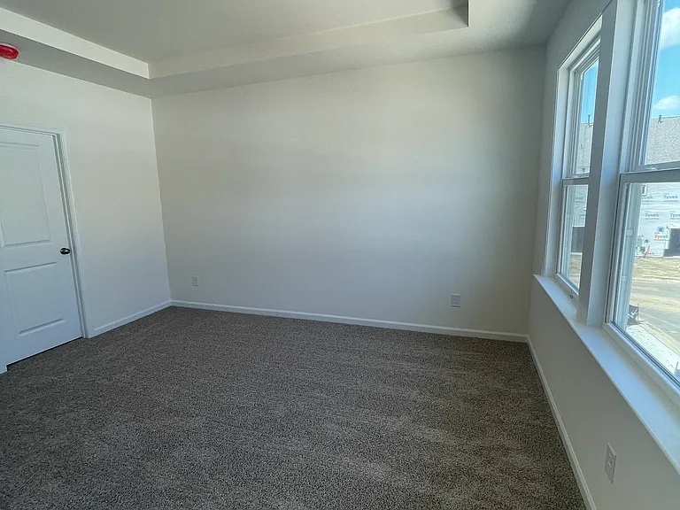 5760 Coulee Ln — Photo 2