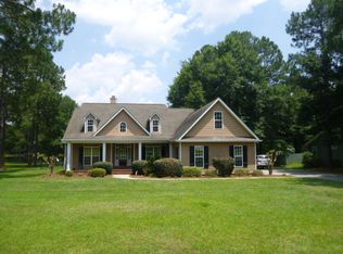 4618 Forest Lake Dr, Tifton, GA 31794