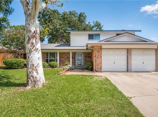 710 Lexington Dr, Irving, TX 75061