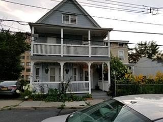 1st image of 27 Cottage Pl APT 1