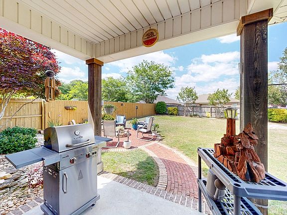 2nd image of 116 Waxmyrtle Rd