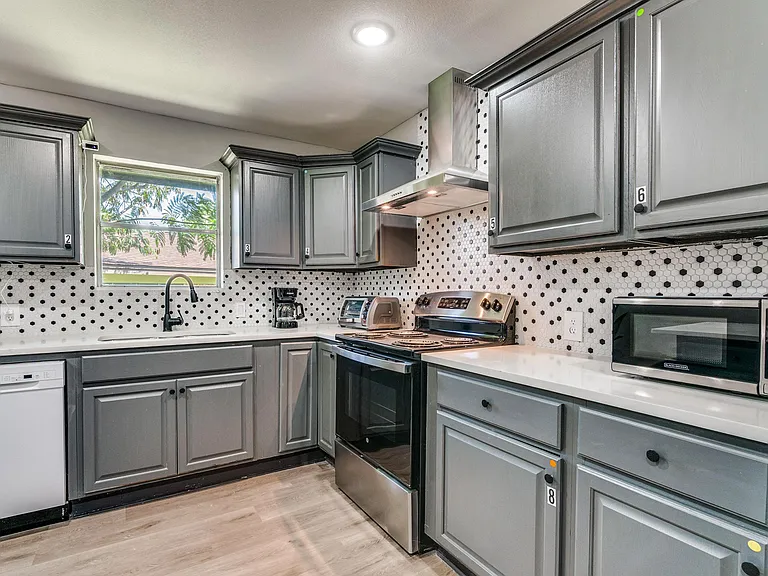Pennridge Ln — Photo 7