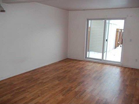 2nd image of 1020 W 24th St