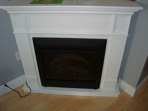 2nd image of 821 N Hancock St