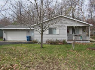 326 Avalon Dr, Roscommon, MI 48653