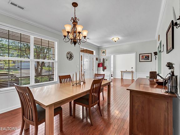 4th image of 1111 Kaitlin Ln