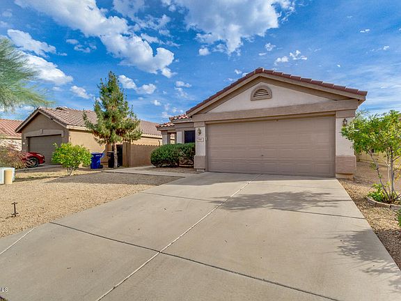 4th image of 985 E Arabian Dr