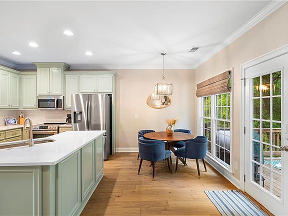 5th image of 683 Anders Ct