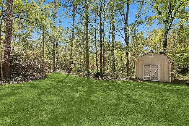 32 Beth Dr — Photo 15