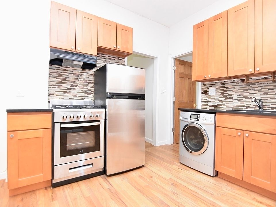 1st image of 212 E 122nd St #4S