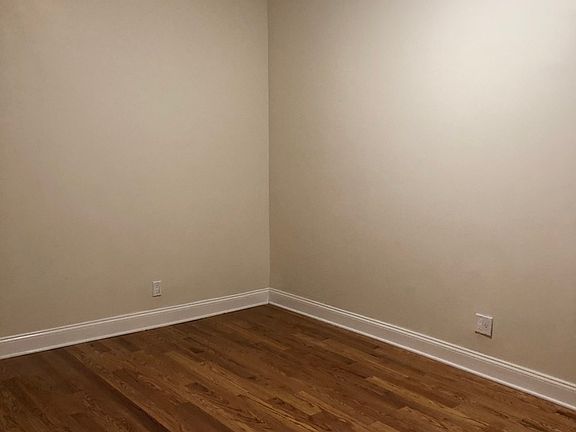 4th image of 525 Throop Ave #1B