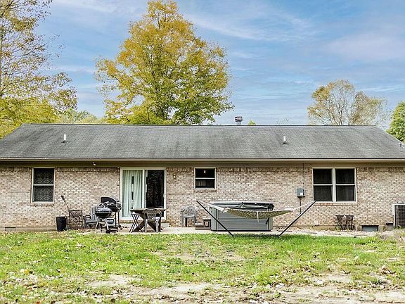 2nd image of 4355 N County Road 300 E