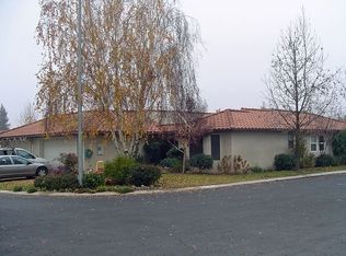 131 Queen Ln, Madera, CA
