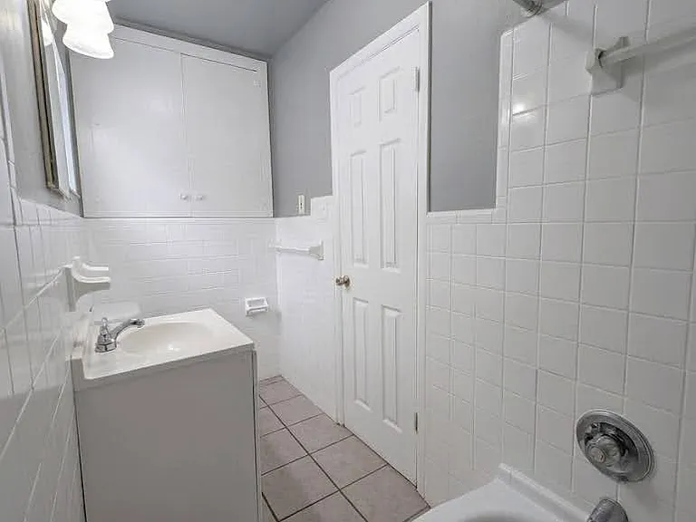 7704 N Taliaferro Ave — Photo 7