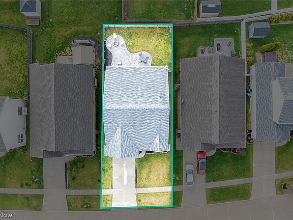 3rd image of 3814 Parkside Cir E