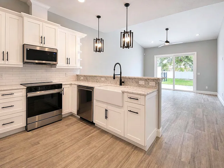 1156 Windjammer Dr — Photo 6