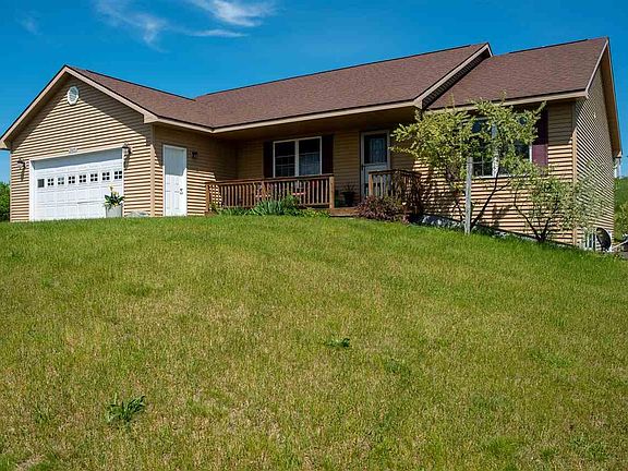 2nd image of 2085 S Country Ln