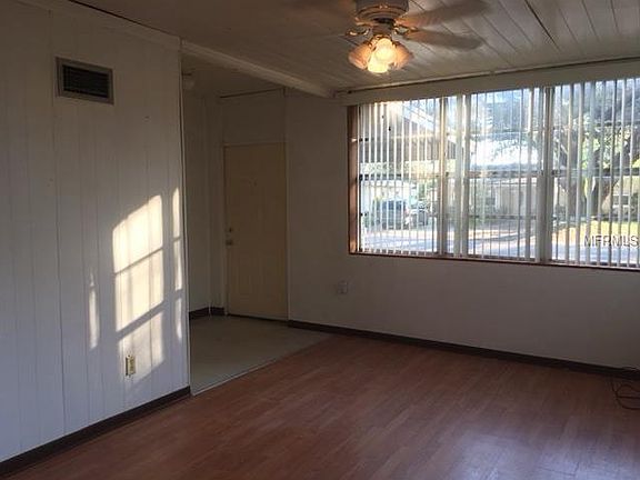 3rd image of 9312 Highland Ave