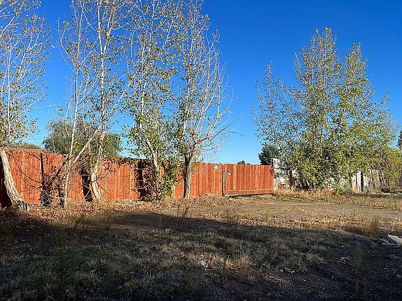 4th image of 33 Washboard Ln